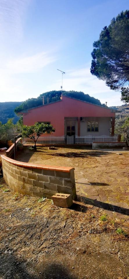 casa indipendente in vendita a Rosignano Marittimo in zona Castiglioncello