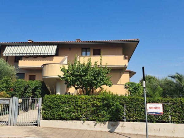 appartamento in vendita a Rosignano Marittimo in zona Rosignano Solvay