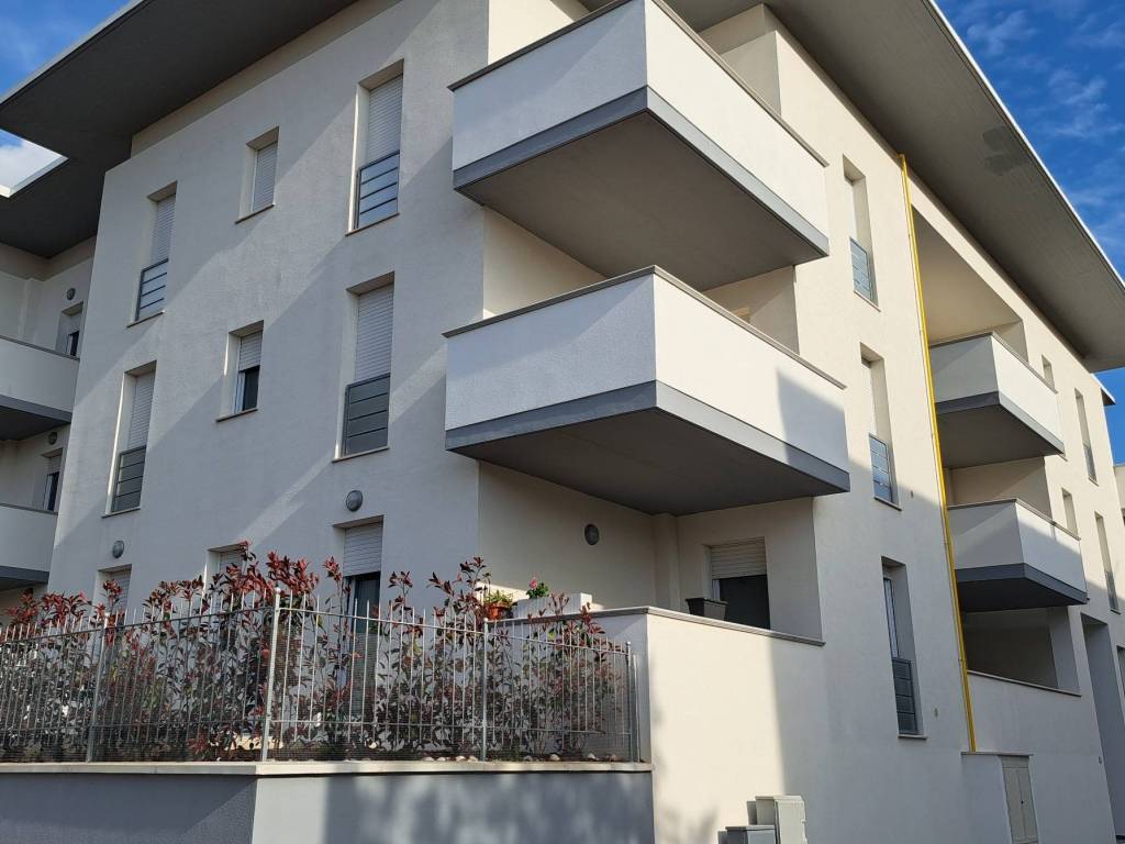 appartamento in vendita a Rosignano Marittimo in zona Rosignano Solvay