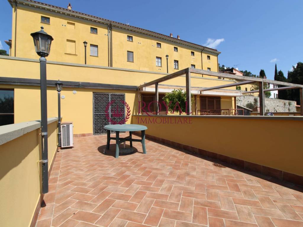 appartamento in vendita a Rosignano Marittimo in zona Gabbro