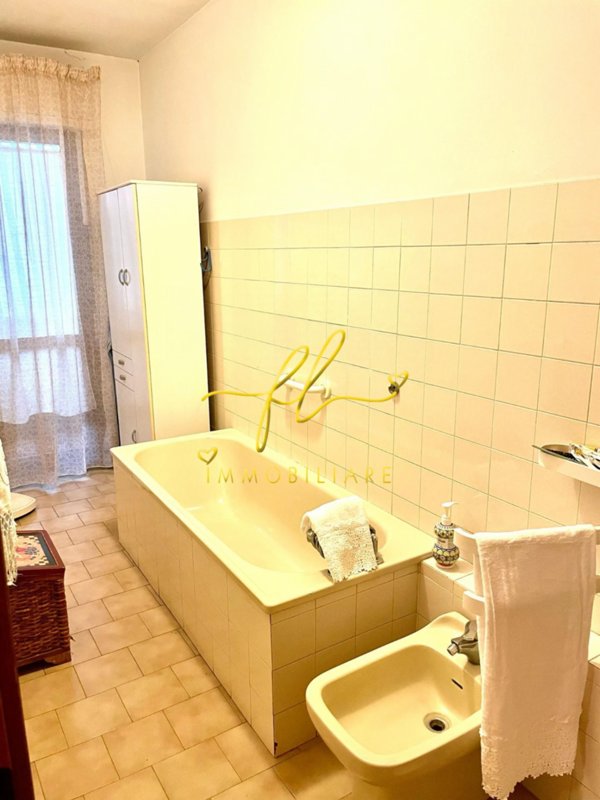 appartamento in vendita a Rosignano Marittimo in zona Rosignano Solvay