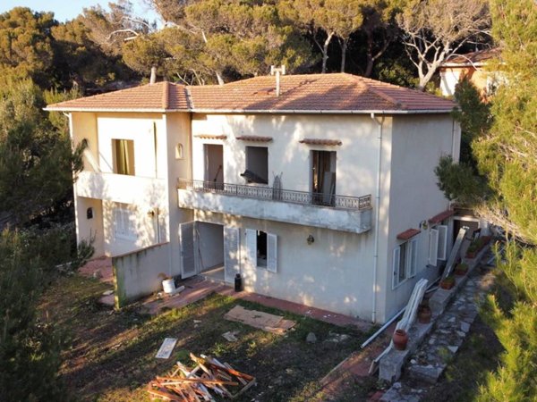 appartamento in vendita a Rosignano Marittimo in zona Castiglioncello