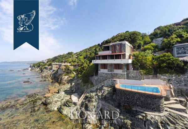 casa indipendente in vendita a Rosignano Marittimo in zona Castiglioncello