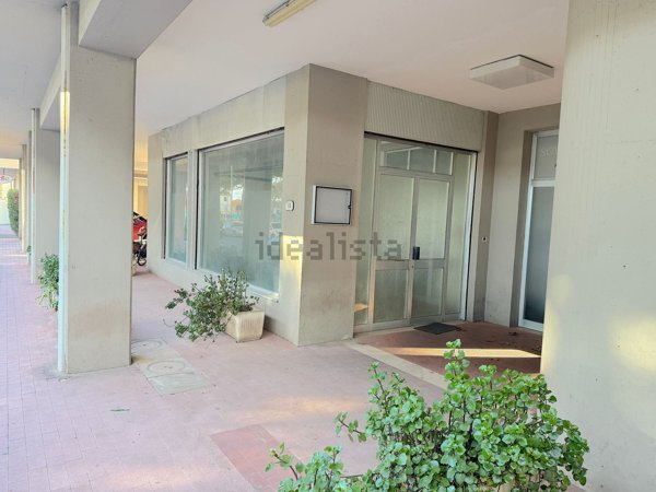 ufficio in vendita a Rosignano Marittimo in zona Rosignano Solvay