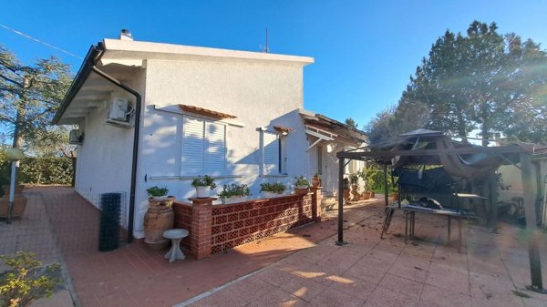 casa indipendente in vendita a Rosignano Marittimo
