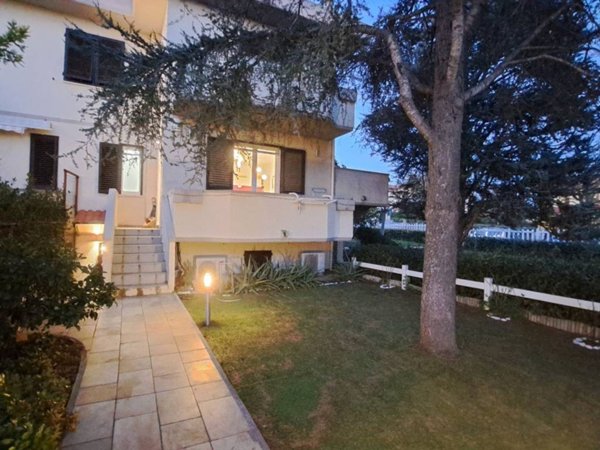 appartamento in vendita a Rosignano Marittimo in zona Rosignano Solvay