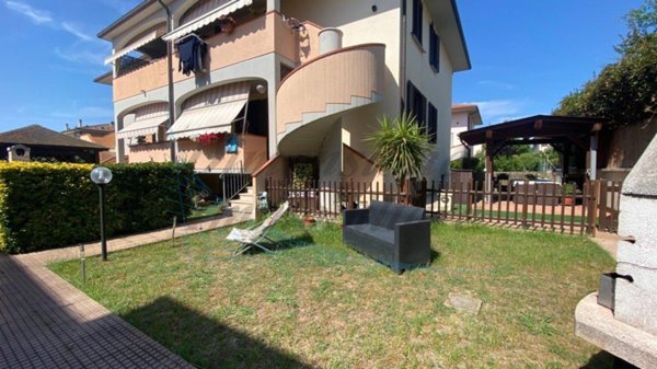 appartamento in vendita a Rosignano Marittimo in zona Rosignano Solvay