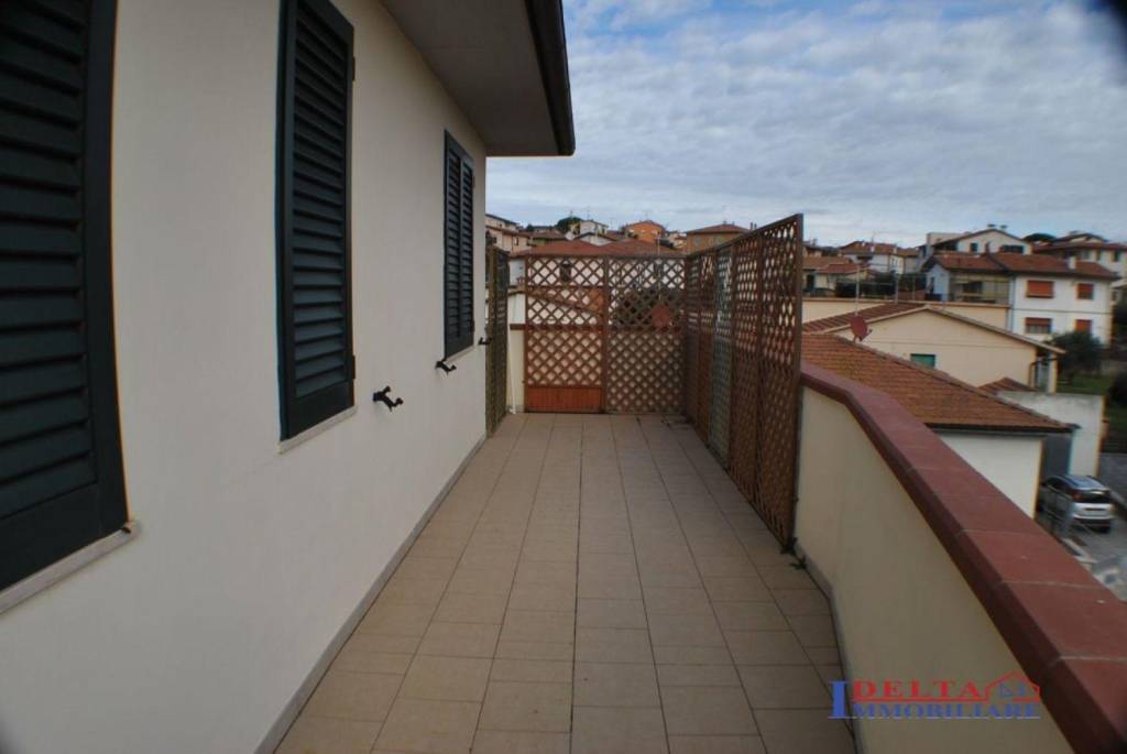casa indipendente in vendita a Rosignano Marittimo in zona Castiglioncello