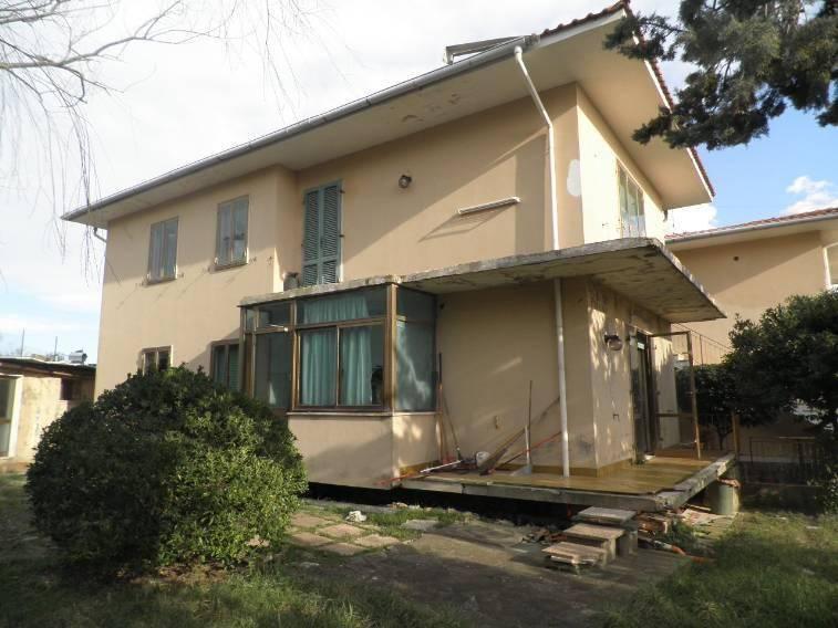 casa indipendente in vendita a Rosignano Marittimo in zona Nibbiaia