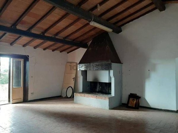 casa indipendente in vendita a Rosignano Marittimo in zona Vada