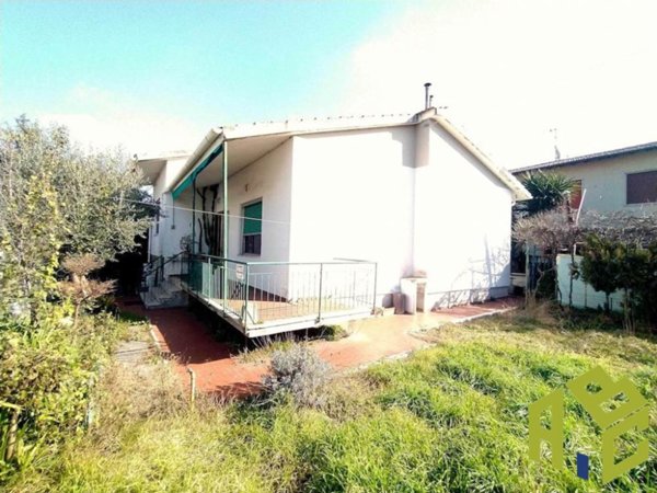 casa indipendente in vendita a Rosignano Marittimo in zona Rosignano Solvay