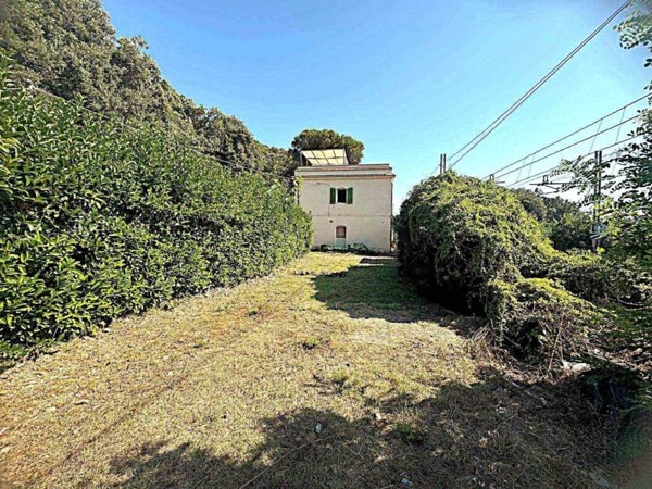 casa indipendente in vendita a Rosignano Marittimo in zona Rosignano Solvay