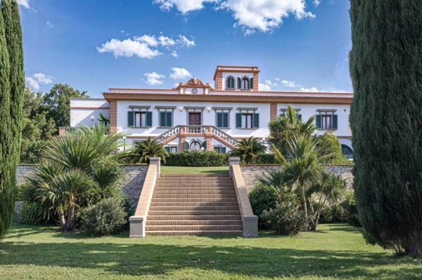 appartamento in vendita a Rosignano Marittimo in zona Castiglioncello