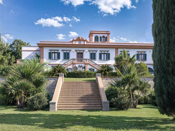 appartamento in vendita a Rosignano Marittimo in zona Castiglioncello