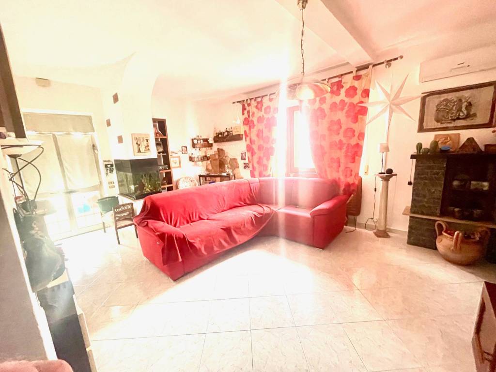 appartamento in vendita a Rosignano Marittimo in zona Vada