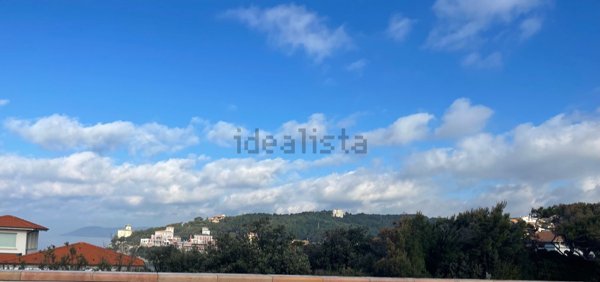 casa indipendente in vendita a Rosignano Marittimo in zona Castiglioncello