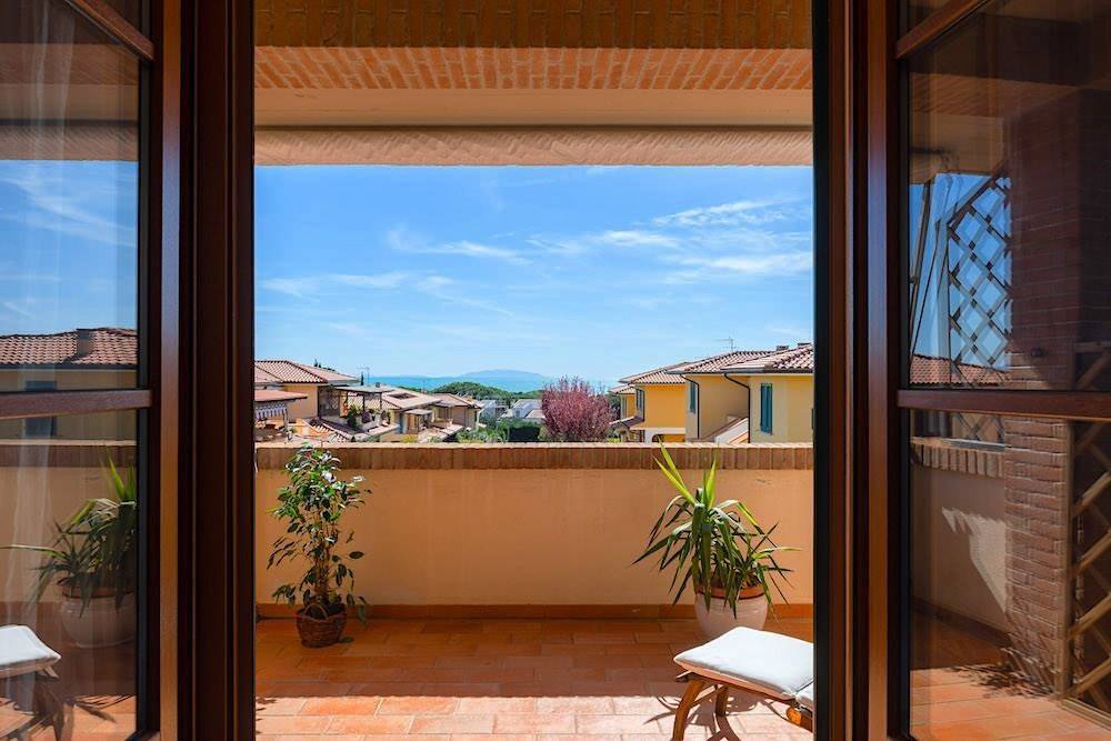 casa indipendente in vendita a Rosignano Marittimo in zona Castiglioncello