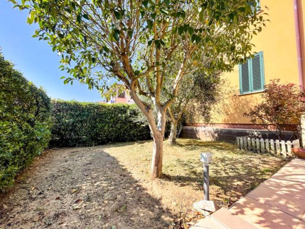 appartamento in vendita a Rosignano Marittimo in zona Rosignano Solvay