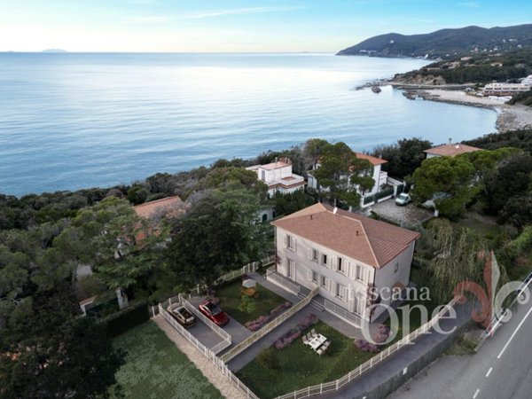 casa indipendente in vendita a Rosignano Marittimo in zona Castiglioncello
