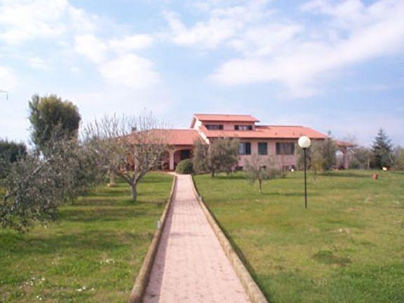 casa indipendente in vendita a Rosignano Marittimo in zona Vada