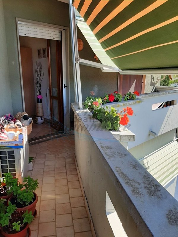 appartamento in vendita a Rosignano Marittimo in zona Vada