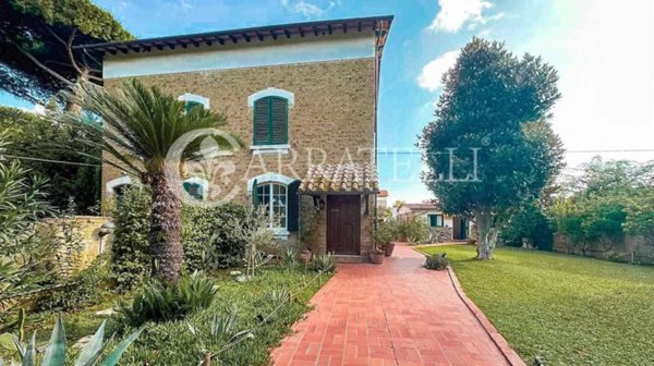 casa indipendente in vendita a Rosignano Marittimo