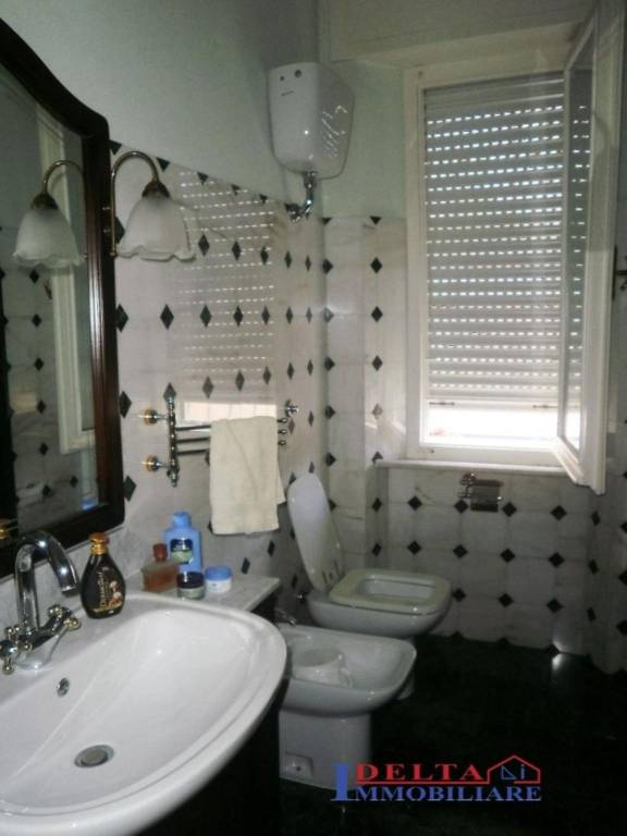 casa indipendente in vendita a Rosignano Marittimo in zona Castiglioncello