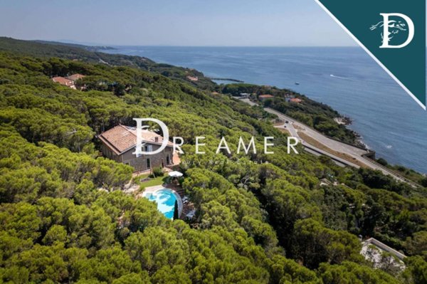 casa indipendente in vendita a Rosignano Marittimo in zona Castiglioncello