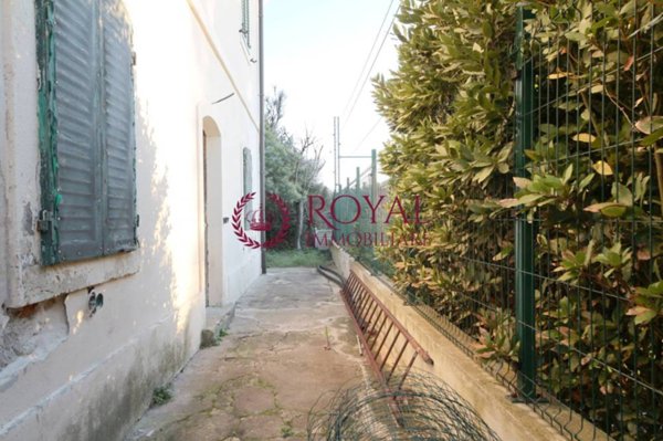 appartamento in vendita a Rosignano Marittimo in zona Castiglioncello
