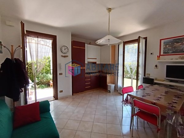 appartamento in vendita a Rosignano Marittimo in zona Nibbiaia