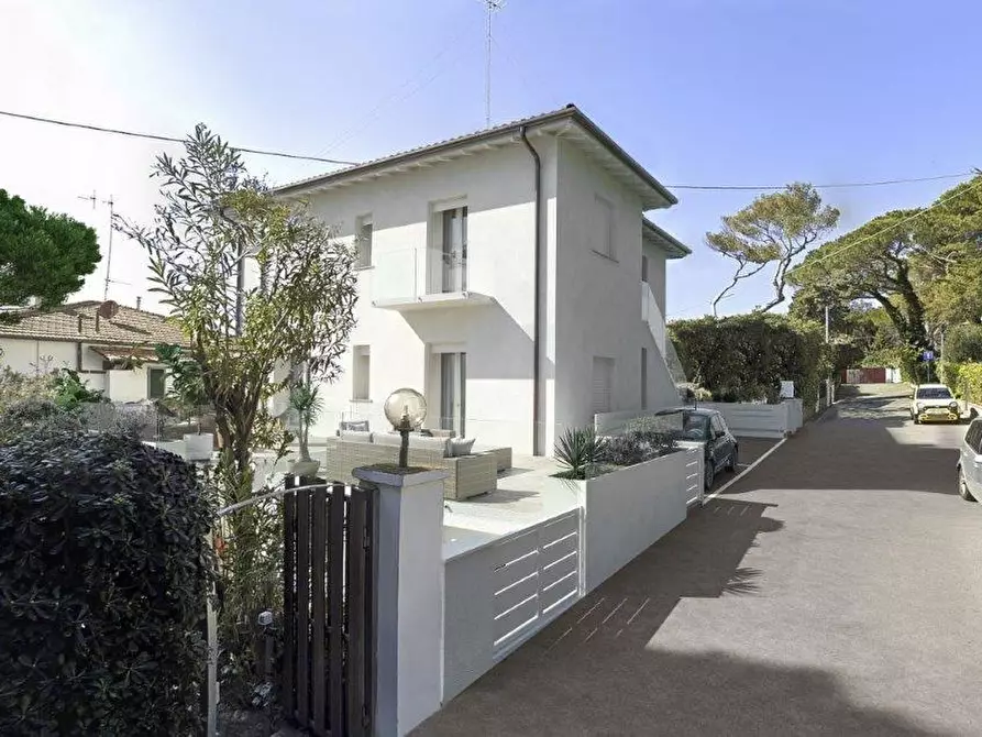 attico in vendita a Rosignano Marittimo in zona Castiglioncello