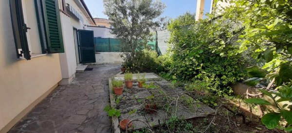 casa indipendente in vendita a Rosignano Marittimo in zona Rosignano Solvay