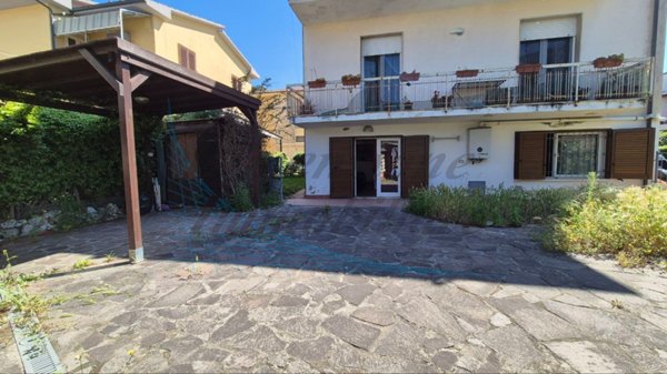 appartamento in vendita a Rosignano Marittimo in zona Rosignano Solvay