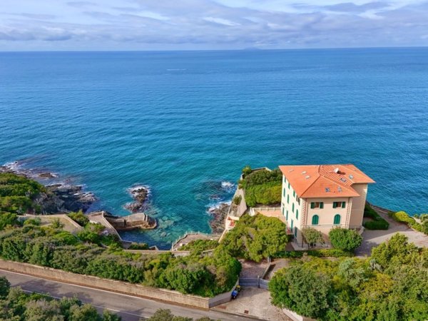 appartamento in vendita a Rosignano Marittimo in zona Castiglioncello