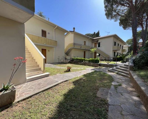 appartamento in vendita a Rosignano Marittimo in zona Castiglioncello