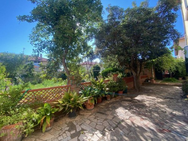 appartamento in vendita a Rosignano Marittimo in zona Rosignano Solvay