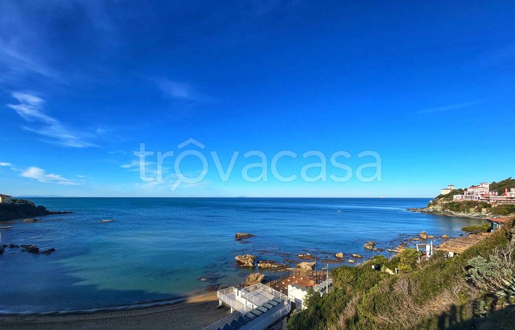 casa indipendente in vendita a Rosignano Marittimo in zona Castiglioncello