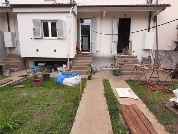 casa indipendente in vendita a Rosignano Marittimo in zona Rosignano Solvay