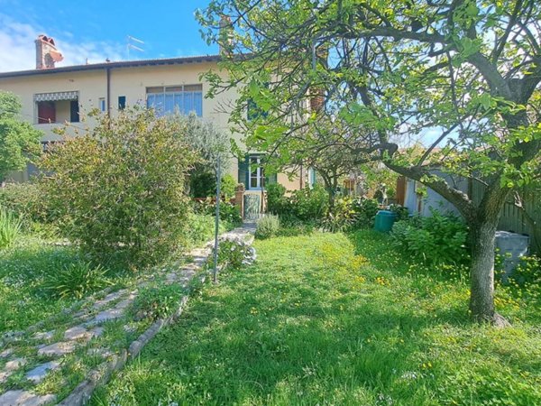 appartamento in vendita a Rosignano Marittimo in zona Rosignano Solvay