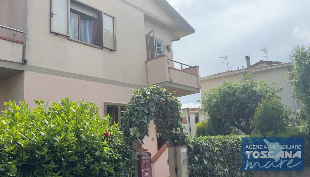 appartamento in vendita a Rosignano Marittimo in zona Rosignano Solvay