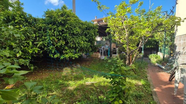 appartamento in vendita a Rosignano Marittimo in zona Rosignano Solvay