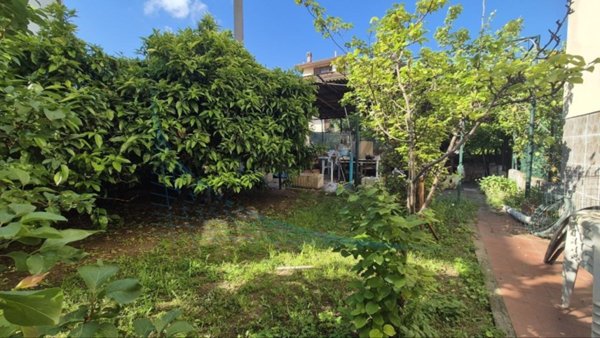 appartamento in vendita a Rosignano Marittimo in zona Rosignano Solvay