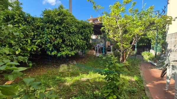 appartamento in vendita a Rosignano Marittimo in zona Rosignano Solvay