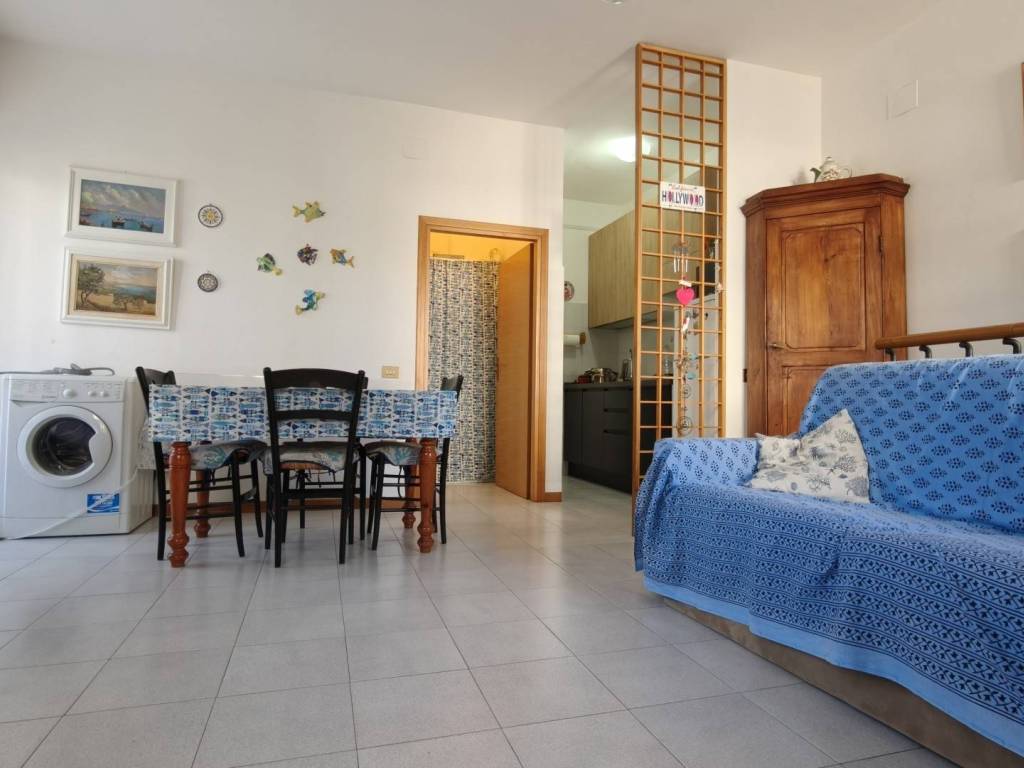 appartamento in vendita a Rosignano Marittimo in zona Vada