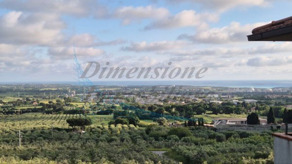 casa indipendente in vendita a Rosignano Marittimo