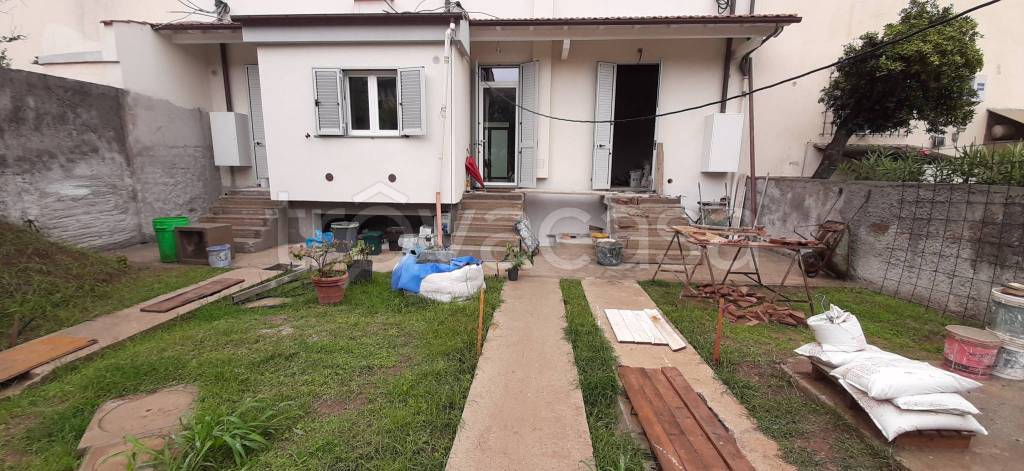 casa indipendente in vendita a Rosignano Marittimo in zona Rosignano Solvay
