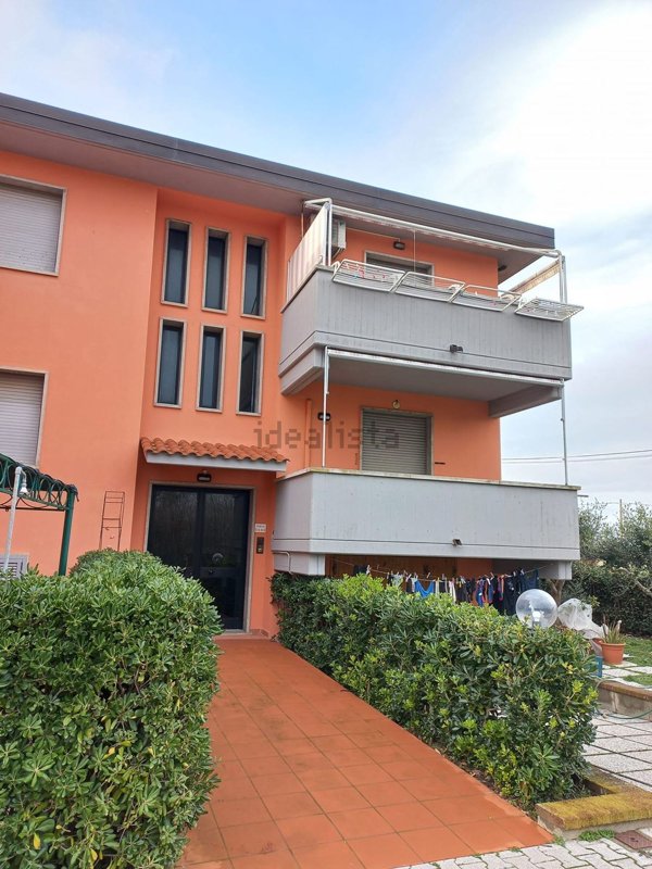 appartamento in vendita a Rosignano Marittimo in zona Vada