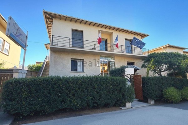 casa indipendente in vendita a Rosignano Marittimo in zona Castiglioncello