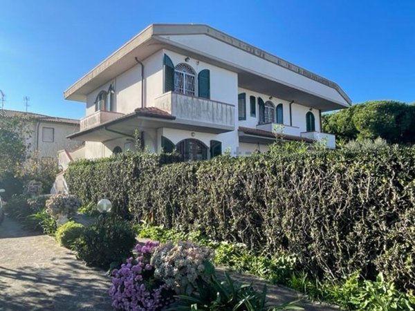 appartamento in vendita a Rosignano Marittimo in zona Vada