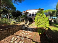 casa indipendente in vendita a Rosignano Marittimo in zona Castiglioncello